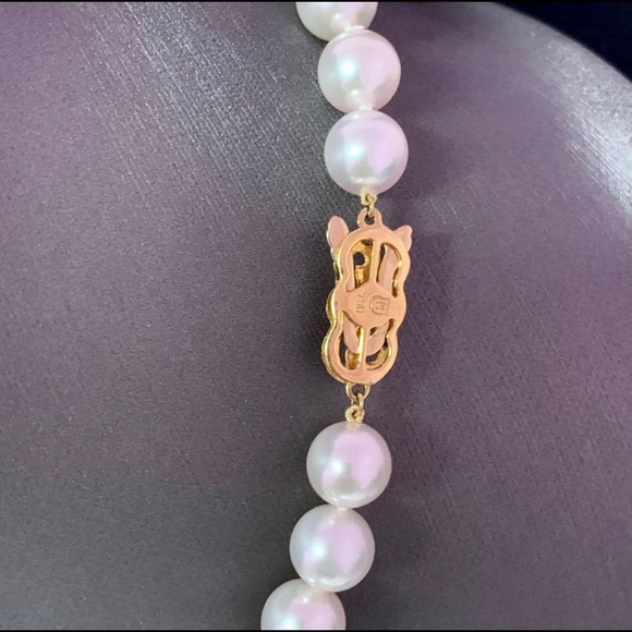 Mikimoto 18K akoya pearl necklace - Picture 1 of 7